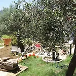 Vila Gibilrossa Beehill Misilmeri