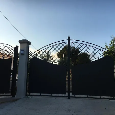 Gibilrossa Beehill Villa Misilmeri