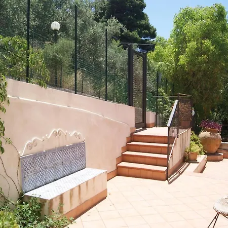 Gibilrossa Beehill Villa *