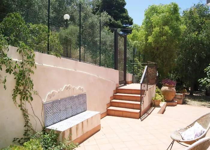 Gibilrossa Beehill Villa *